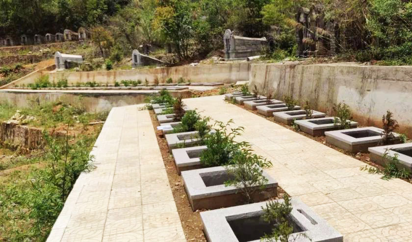 鲁掌镇首例农村人口逝者火化后入葬公益性公墓